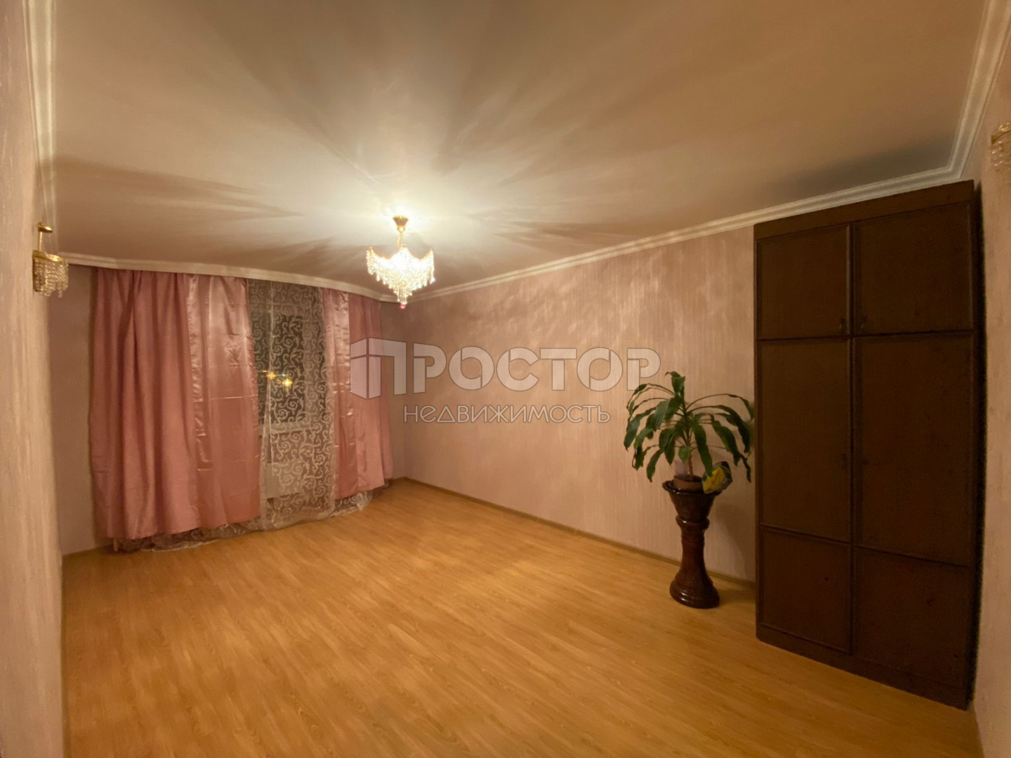 2-комнатная квартира, 58.1 м² - фото 2