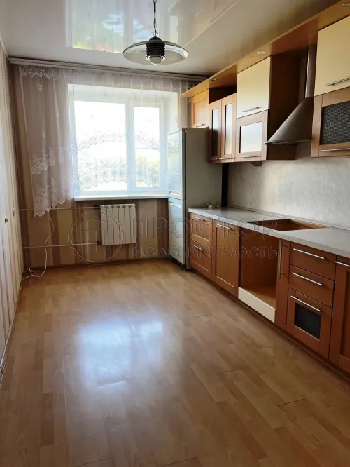 4-комнатная квартира, 100 м.кв.